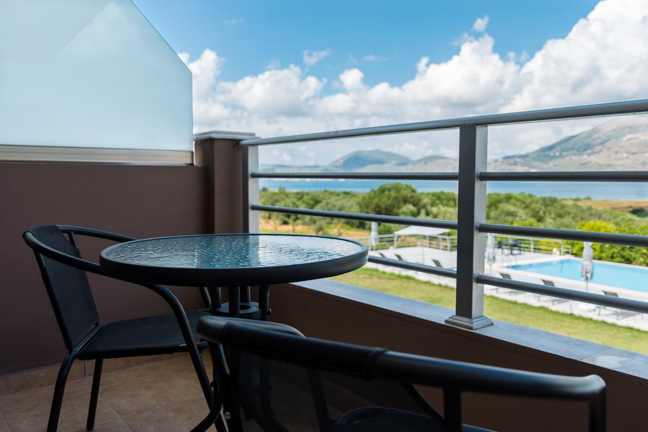 Phaedra Suites Lixouri Exteriér fotografie