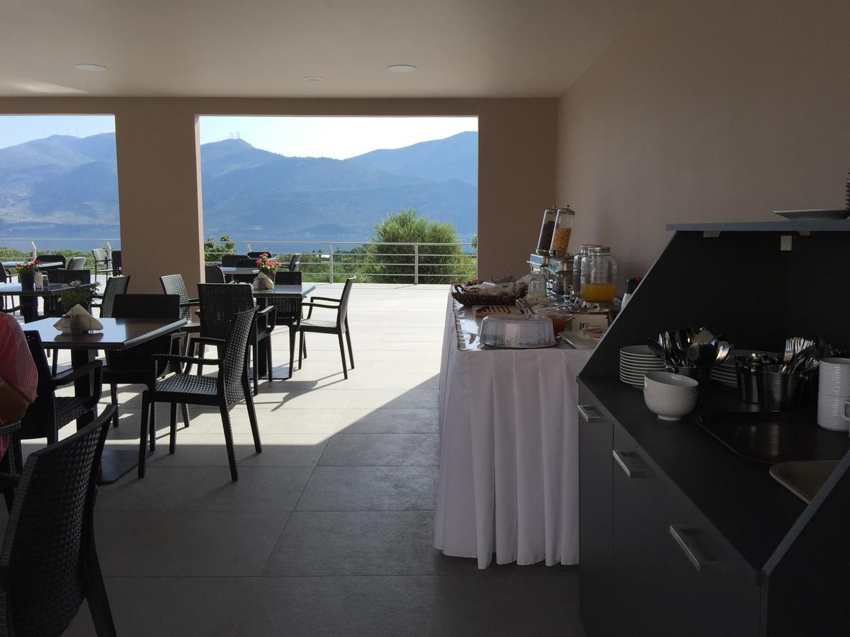 Phaedra Suites Lixouri Exteriér fotografie